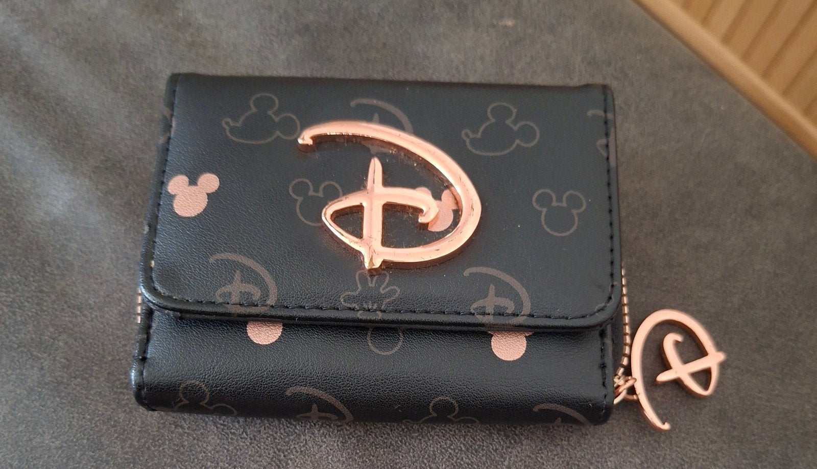 Disney portemonnee zwart met roségouden details, Sieraden, Tassen en Uiterlijk, Portemonnees, Ophalen of Verzenden, Zo goed als nieuw