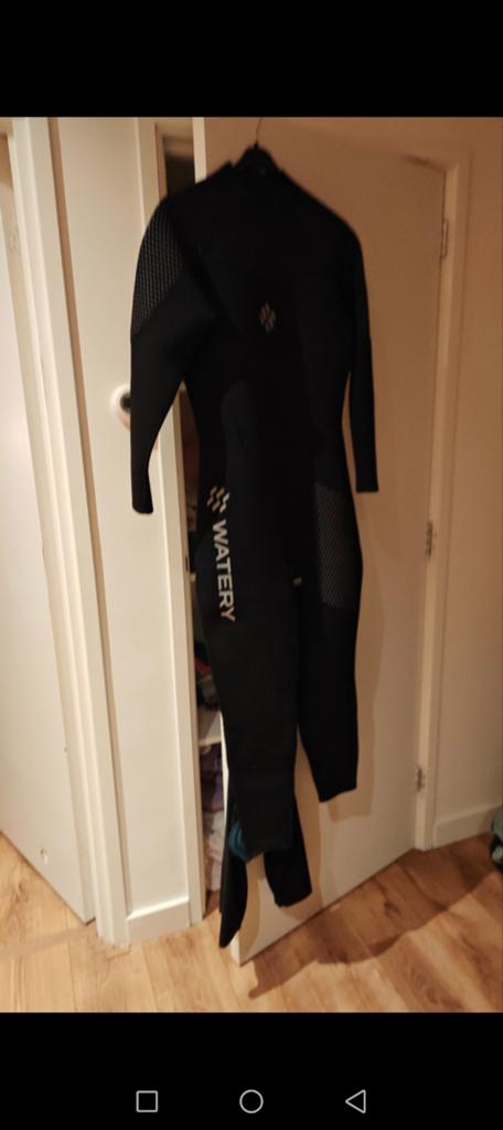 Nieuwe Watery Hedgehog Heren Wetsuit – 3mm – Maat M – Nooit, Watersport en Boten, Ophalen of Verzenden, Nieuw, Heer, Wetsuit
