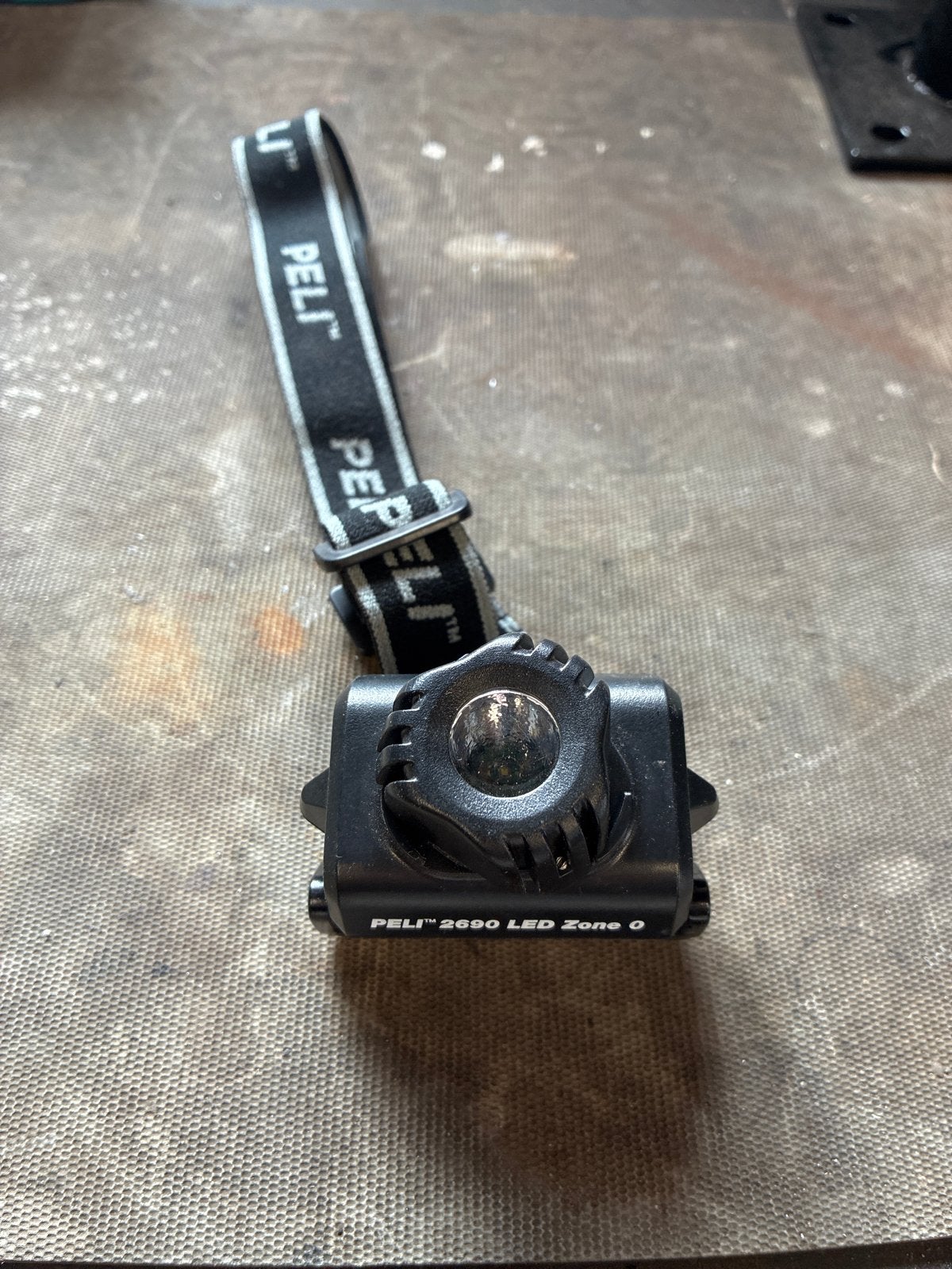 Peli 2690 LED Zone 0 hoofdlamp, Ophalen of Verzenden, Gebruikt, Batterij