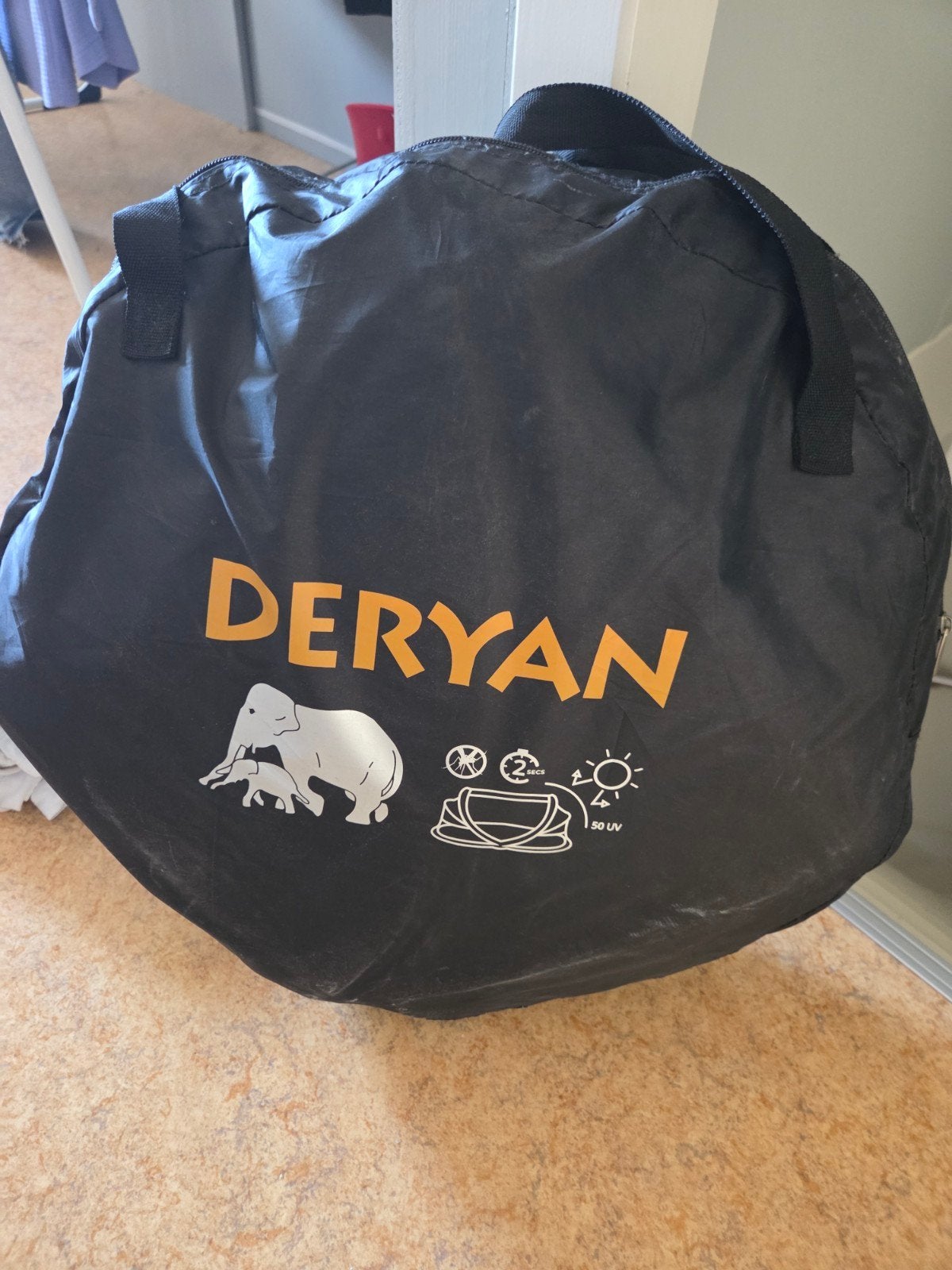 Deryan Peuter Luxe Reisbedje - Zwart, Ophalen, Modern, Compact, Eenpersoons, Zwart