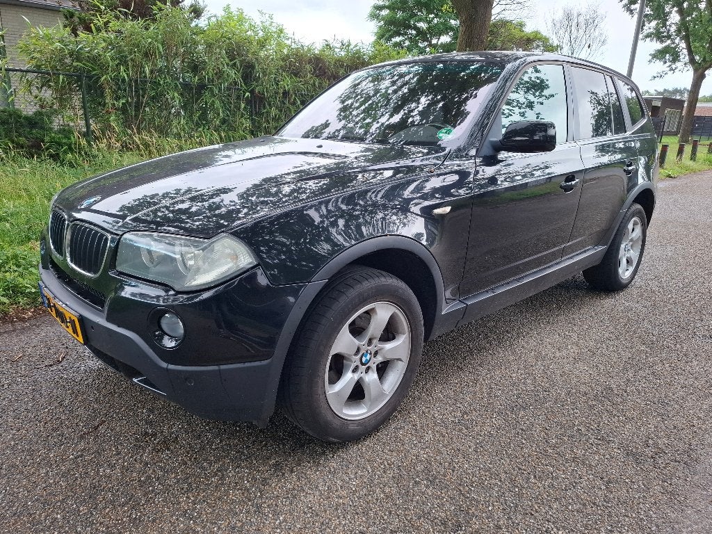 BMW X3 2.0 I 2007 Zwart | Leder | Naviagtie | Trekhaak, 1995 cc, Zwart, 4 cilinders, Zwart
