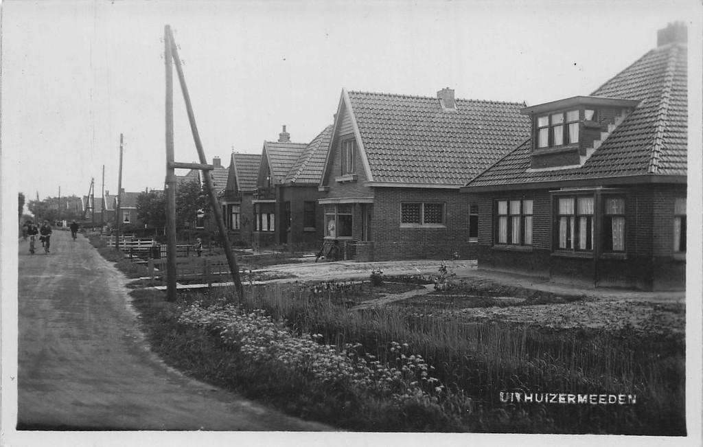 Uithuizermeeden FOTOKAART - Dorpsgezicht (1936), Ophalen of Verzenden, 1920 tot 1940, Gelopen, Groningen