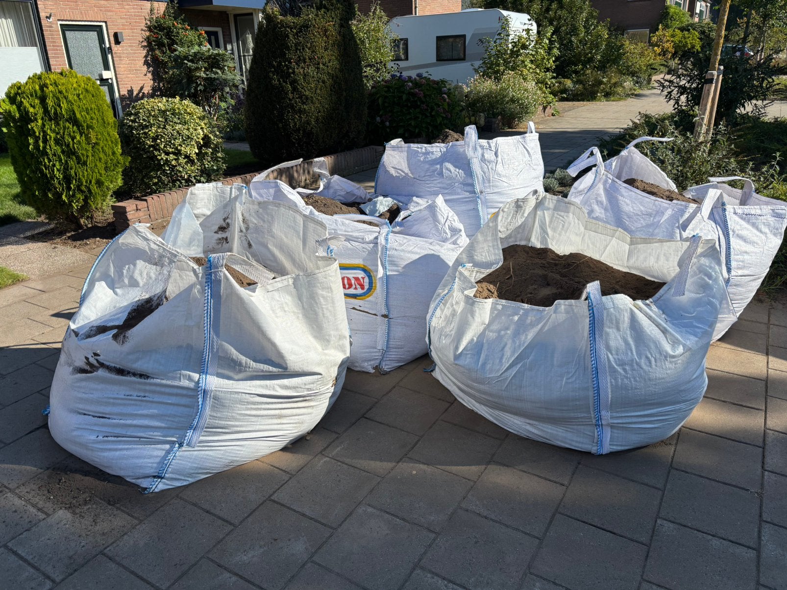 Gratis: Schone tuingrond, +/- 5 kuub, Tuin en Terras, Ophalen, Zo goed als nieuw, Overige typen