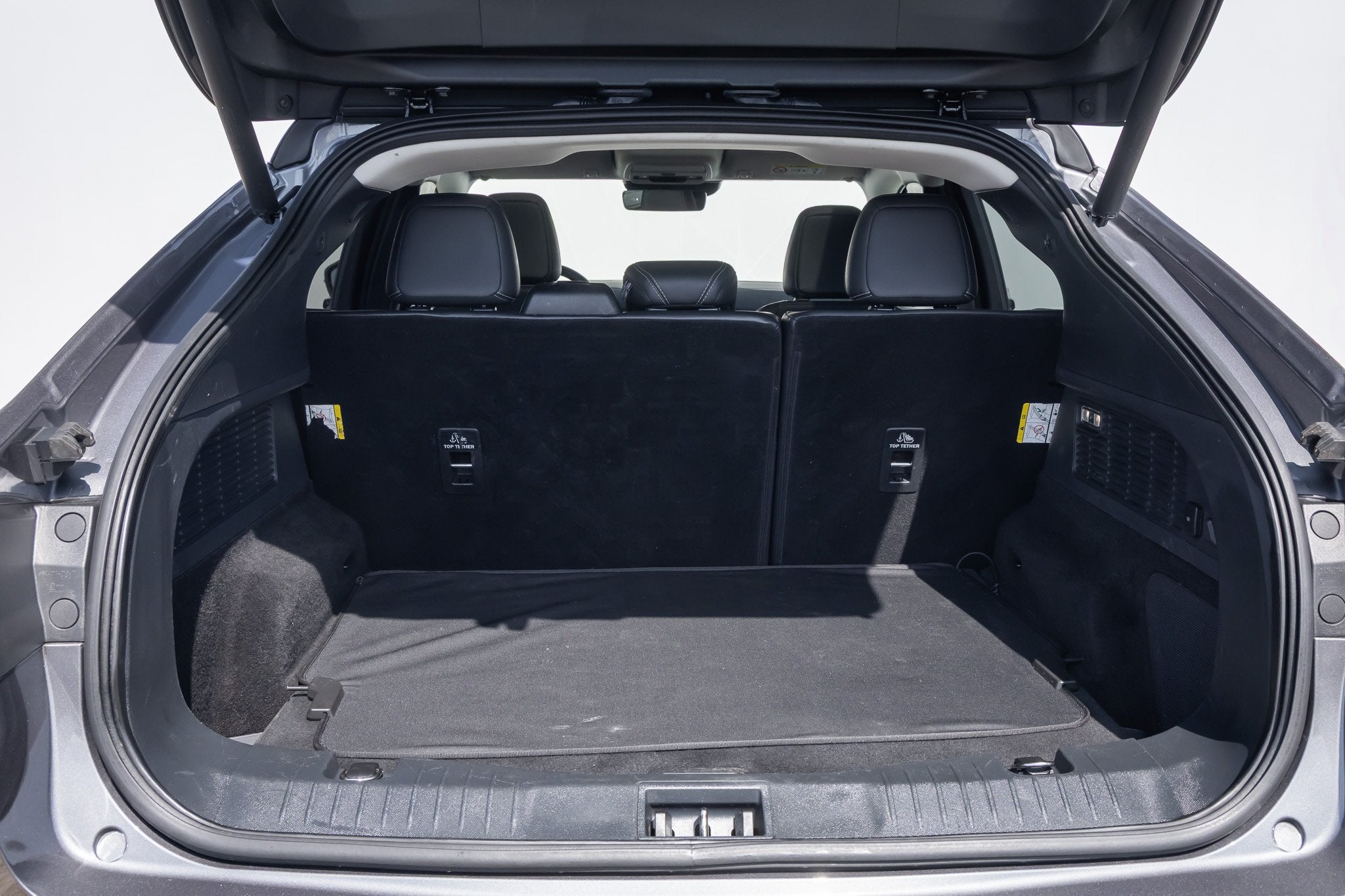Foto 34 van Ford Mustang MACH-E Extended RWD 98 kWh soh95% panoramadak |