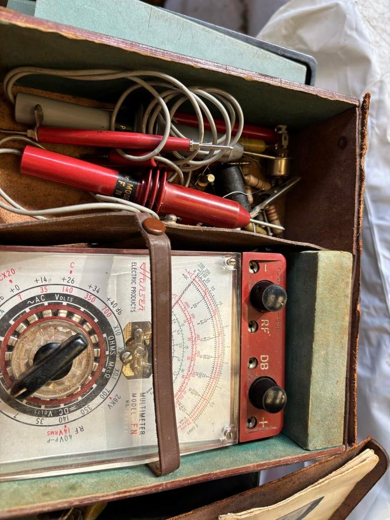 Vintage Hansen FN Multimeter in Leren Etui, Antiek en Kunst, Antiek | Gereedschap en Instrumenten, Ophalen of Verzenden