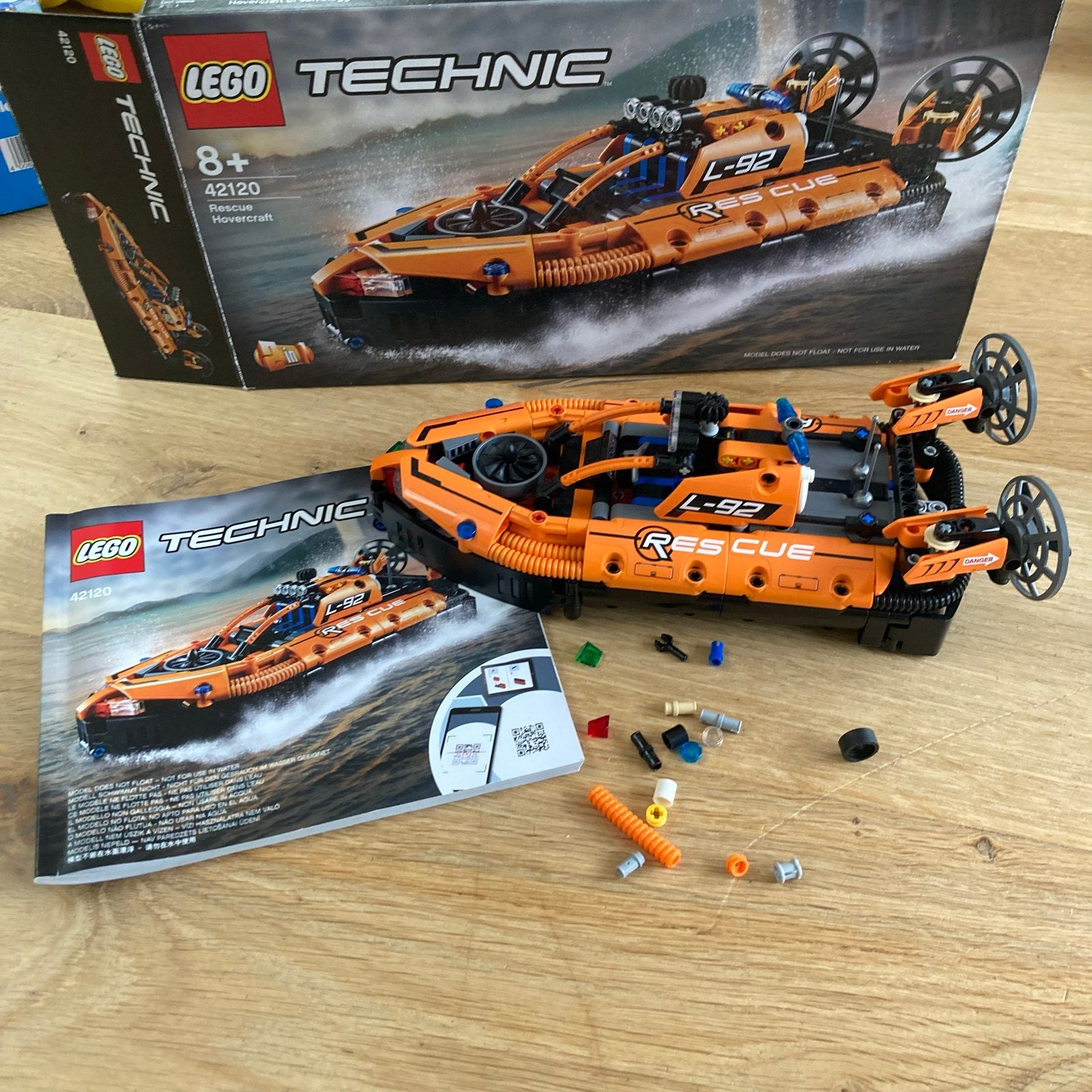 LEGO Technic Reddingshovercraft 42120 & LEGO Creator Leeuw 3, Ophalen of Verzenden, Zo goed als nieuw, Overige merken