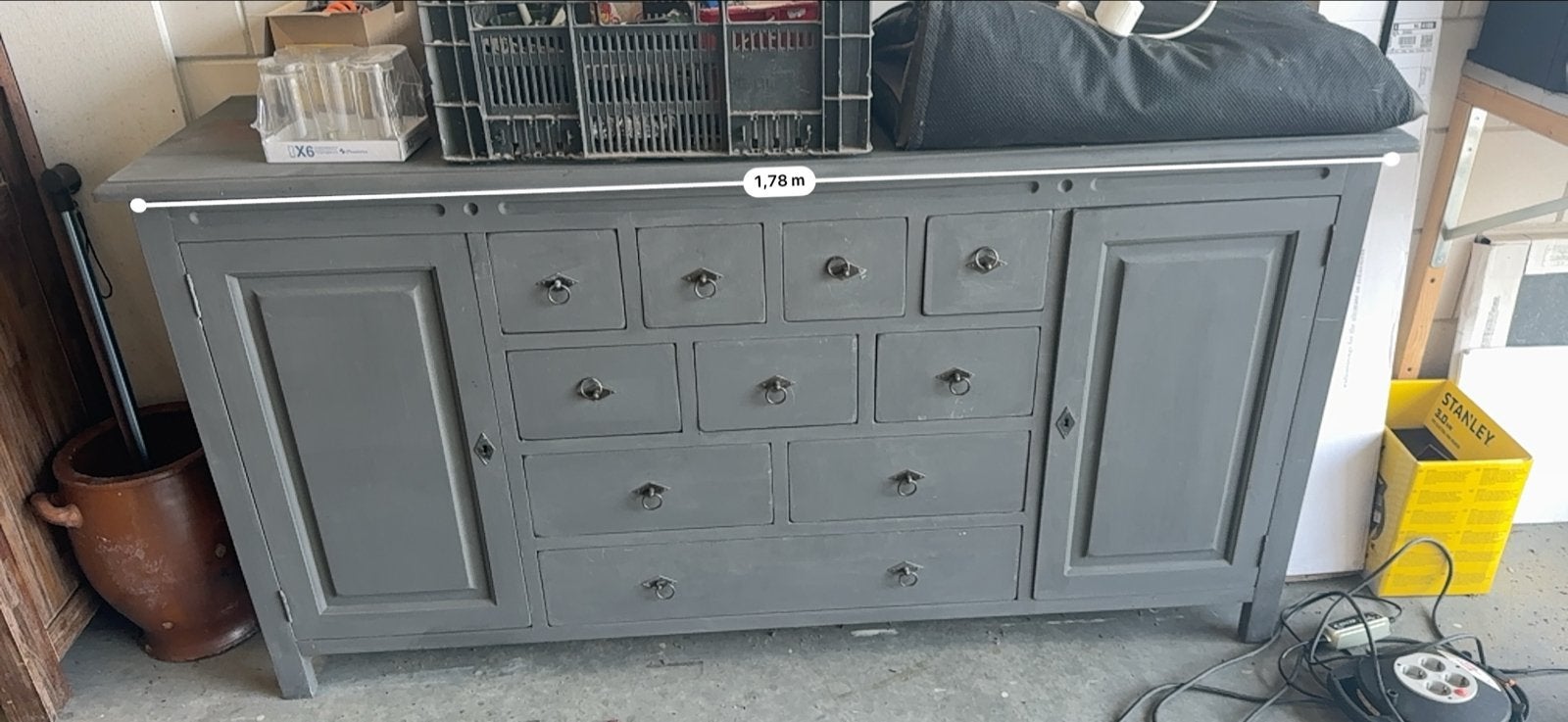 Koloniale houten kast, Ophalen, Gebruikt, 150 tot 200 cm, Met lade(s)