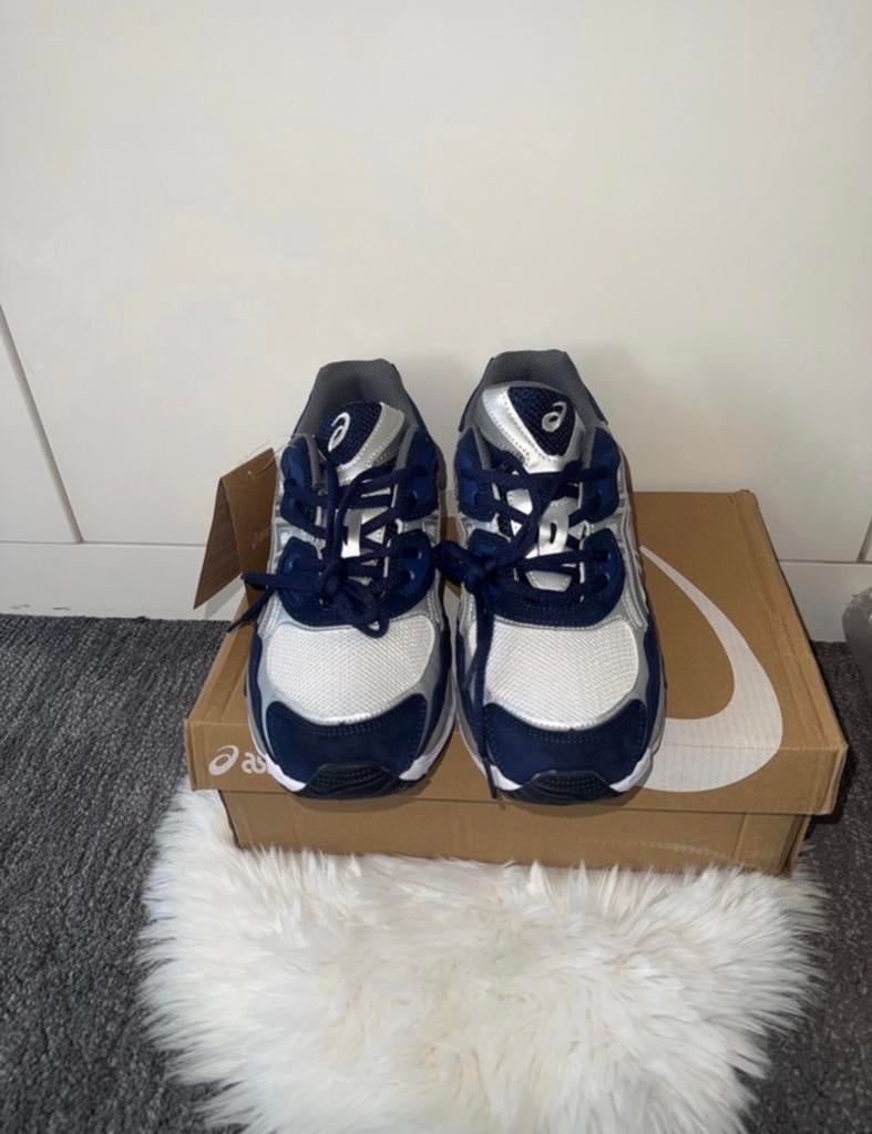 ASICS Gel-Kayano 14 Sneakers - Nieuw met doos, Kinderen en Baby's, Babykleding | Schoentjes en Sokjes, Ophalen of Verzenden, Zo goed als nieuw