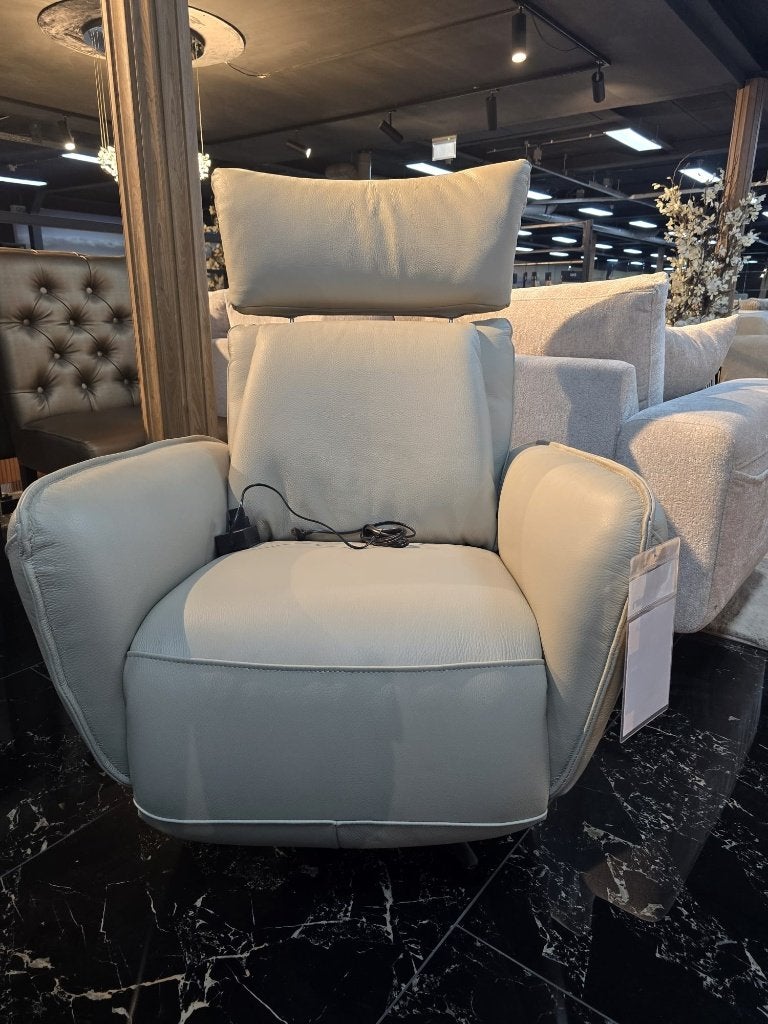 Fateuil met Relax functie / Leer, Ophalen, Zo goed als nieuw, 50 tot 75 cm, Leer