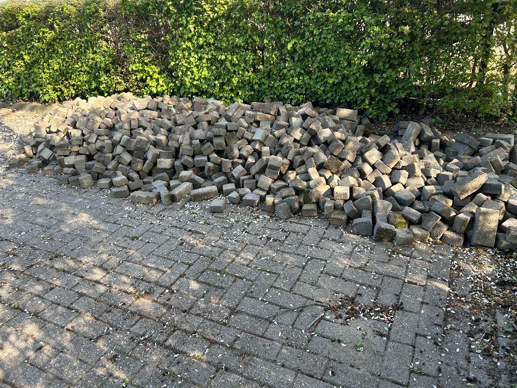 Gratis tuintegels, Ophalen, Gebruikt, 10 m² of meer, Beton
