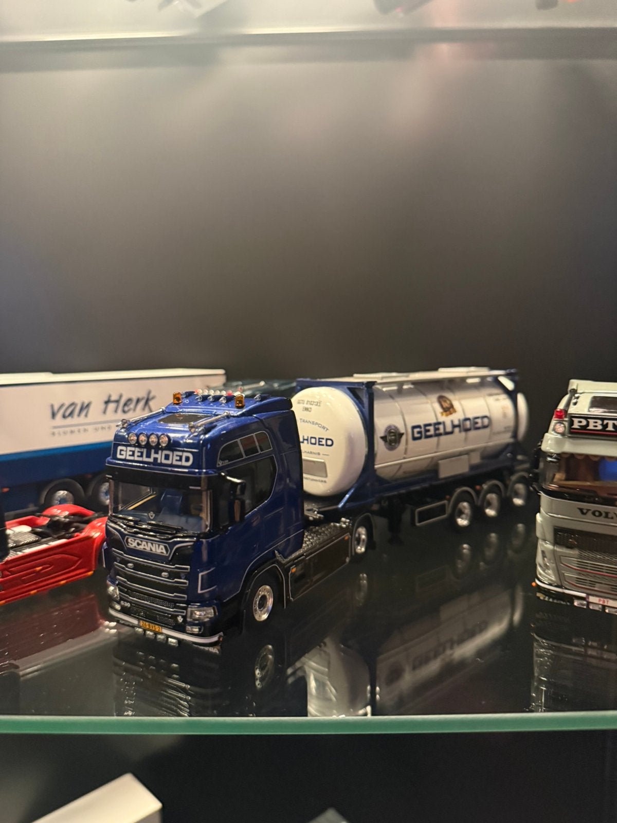 Geelhoed met 10 jaare trailer, Hobby en Vrije tijd, Ophalen of Verzenden, Zo goed als nieuw, Bus of Vrachtwagen, Tekno