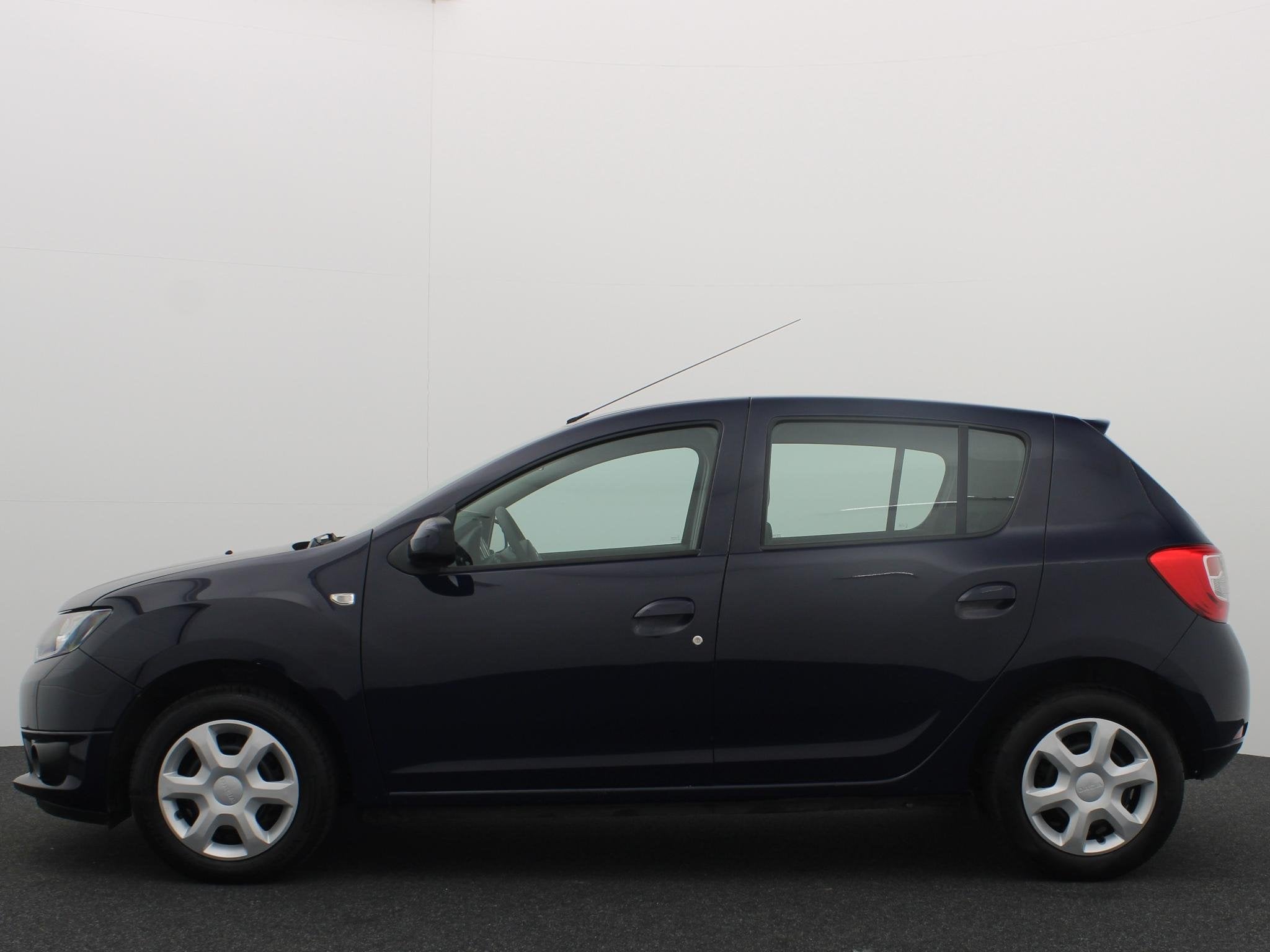 Dacia Sandero 0.9 TCe Lauréate TREKHAAK / AIRCO / BLUETOOTH, Auto's, Voorwielaandrijving, Stof, Gebruikt, 31 €/maand