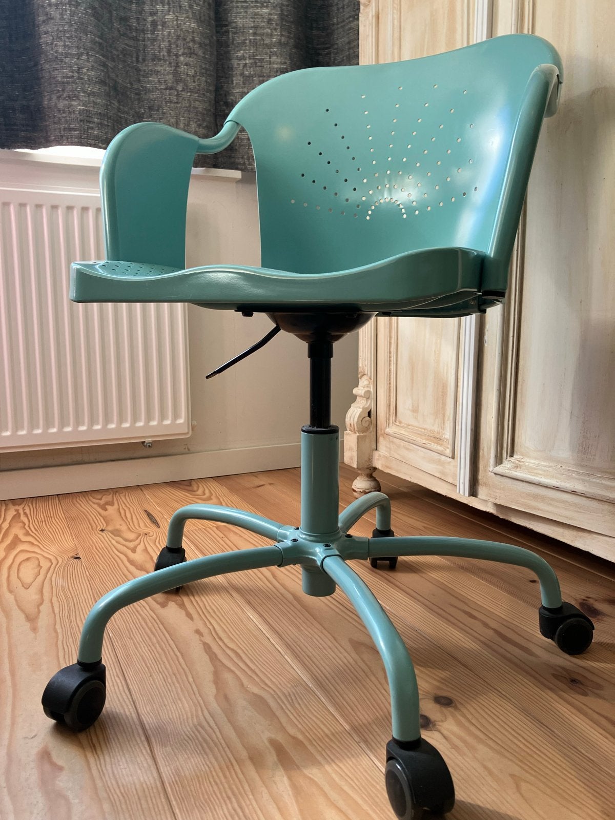 Lichtblauwe bureaustoel met wieltjes, Ophalen, Gebruikt, Blauw, Bureaustoel