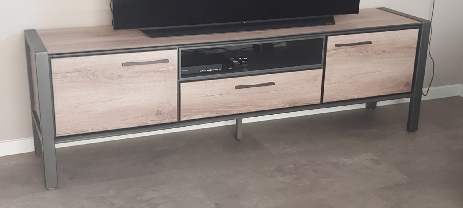 Henders en Hazel Copenhagen  TV meubel, Ophalen, Zo goed als nieuw