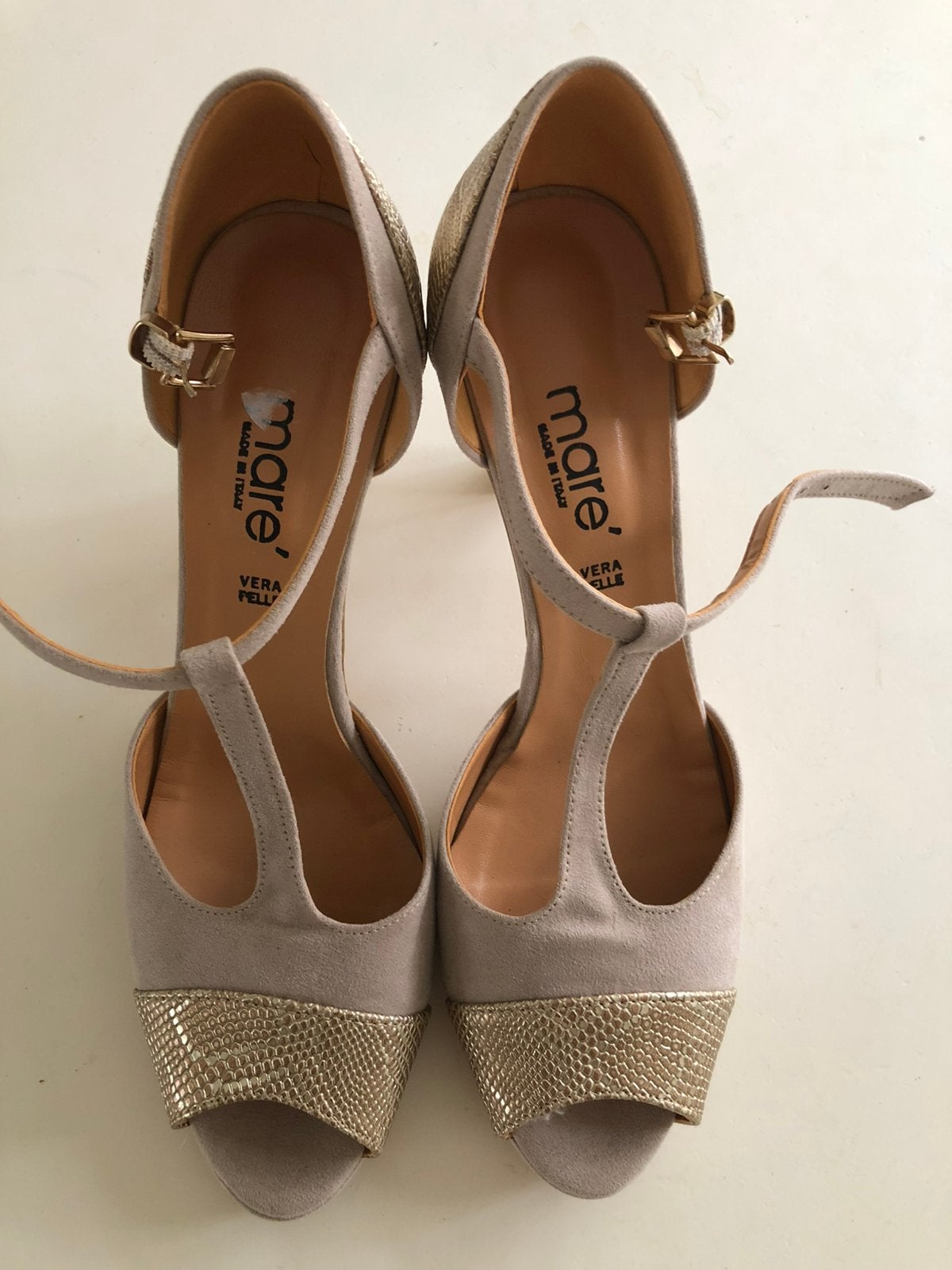 Te koop: nieuwe leren schoenen, Mare, beige, 40, Ophalen of Verzenden, Zo goed als nieuw, Beige, Sneakers of Gympen