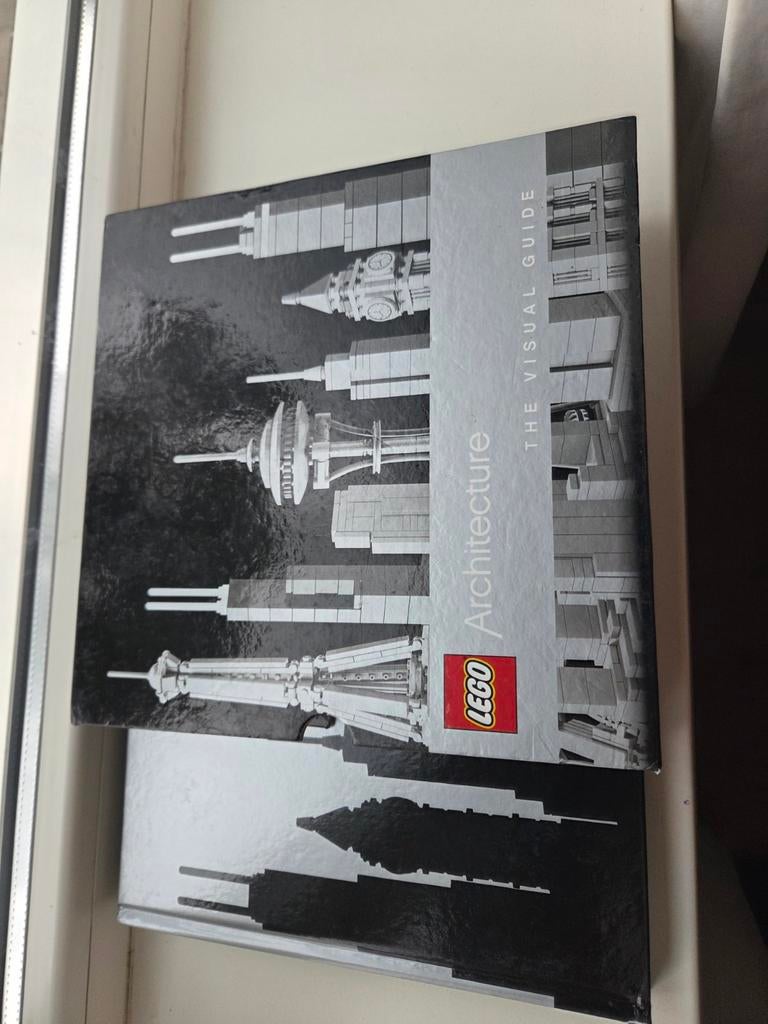 Lego hardcover Architecture visual guide, Ophalen of Verzenden, Rvs of Chroom