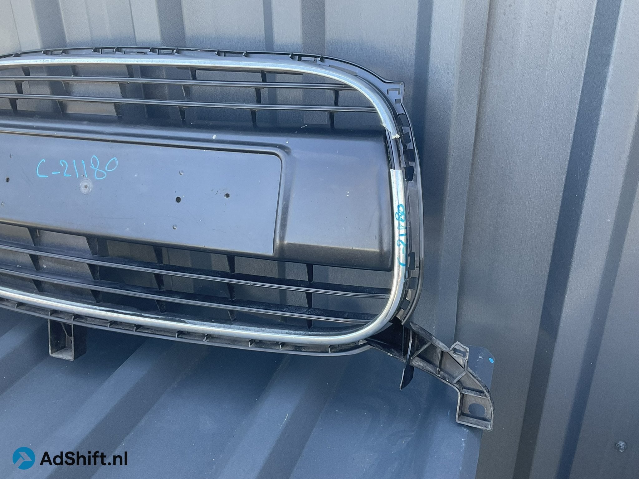 BUMPER GRILL CITROEN C1 531120H060A GRIL C-21180, Auto-onderdelen