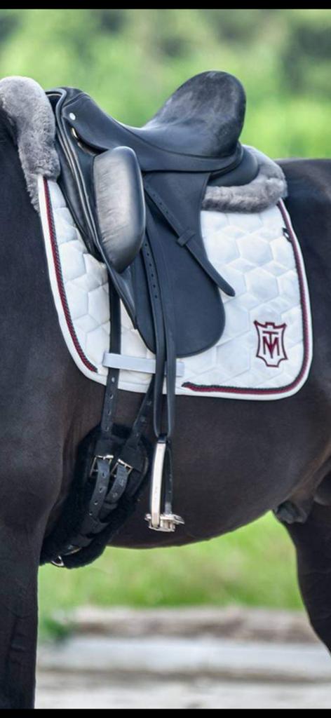 Mattes zadeldekje full dressuur, Dieren en Toebehoren, Paarden en Pony's | Dekens en Dekjes, Full (L), 0 g, Ophalen of Verzenden