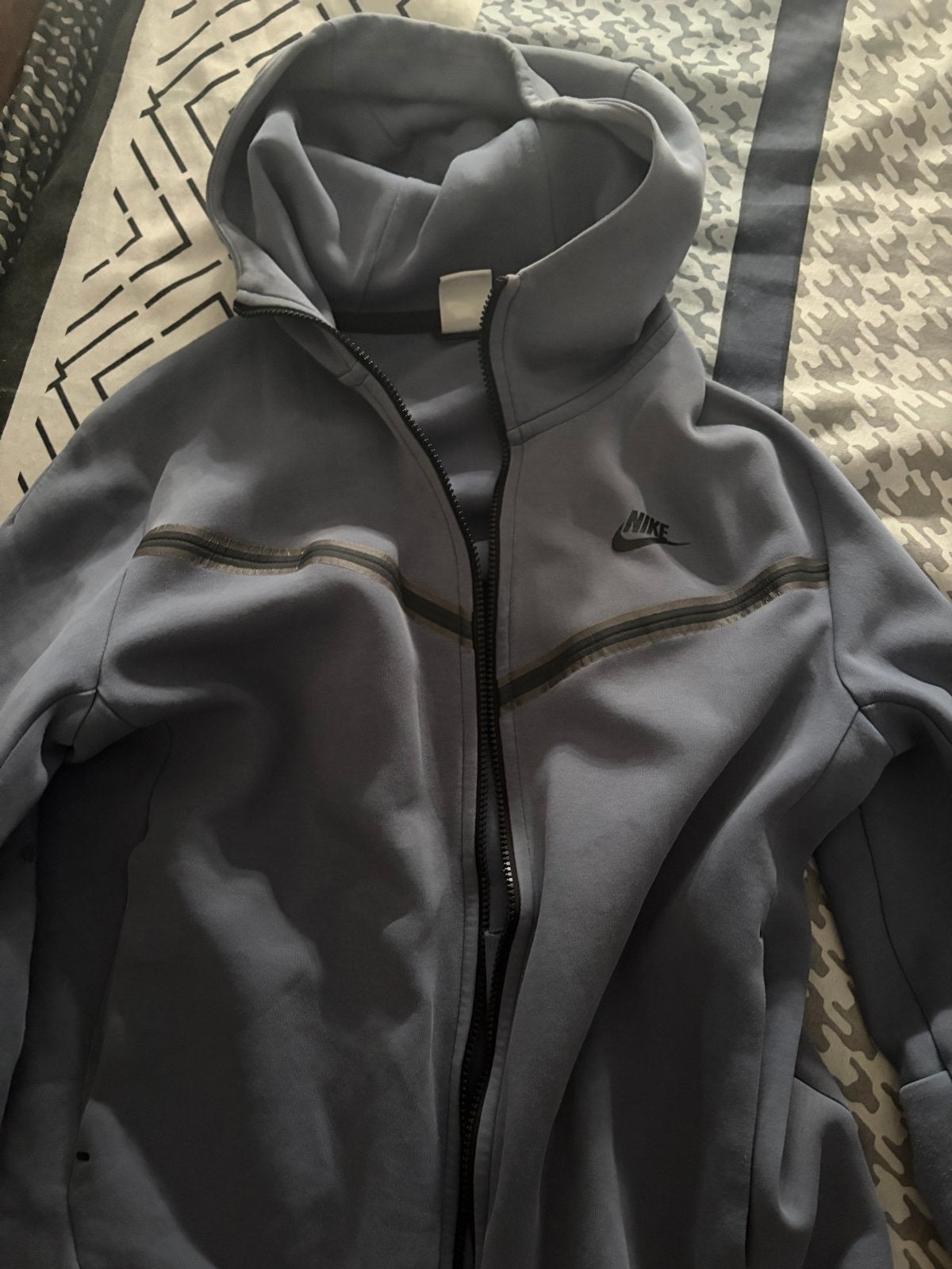Nike Tech Fleece Trainingspak - licht / Blauw, Ophalen, Zo goed als nieuw, Maat 52/54 (L), Blauw