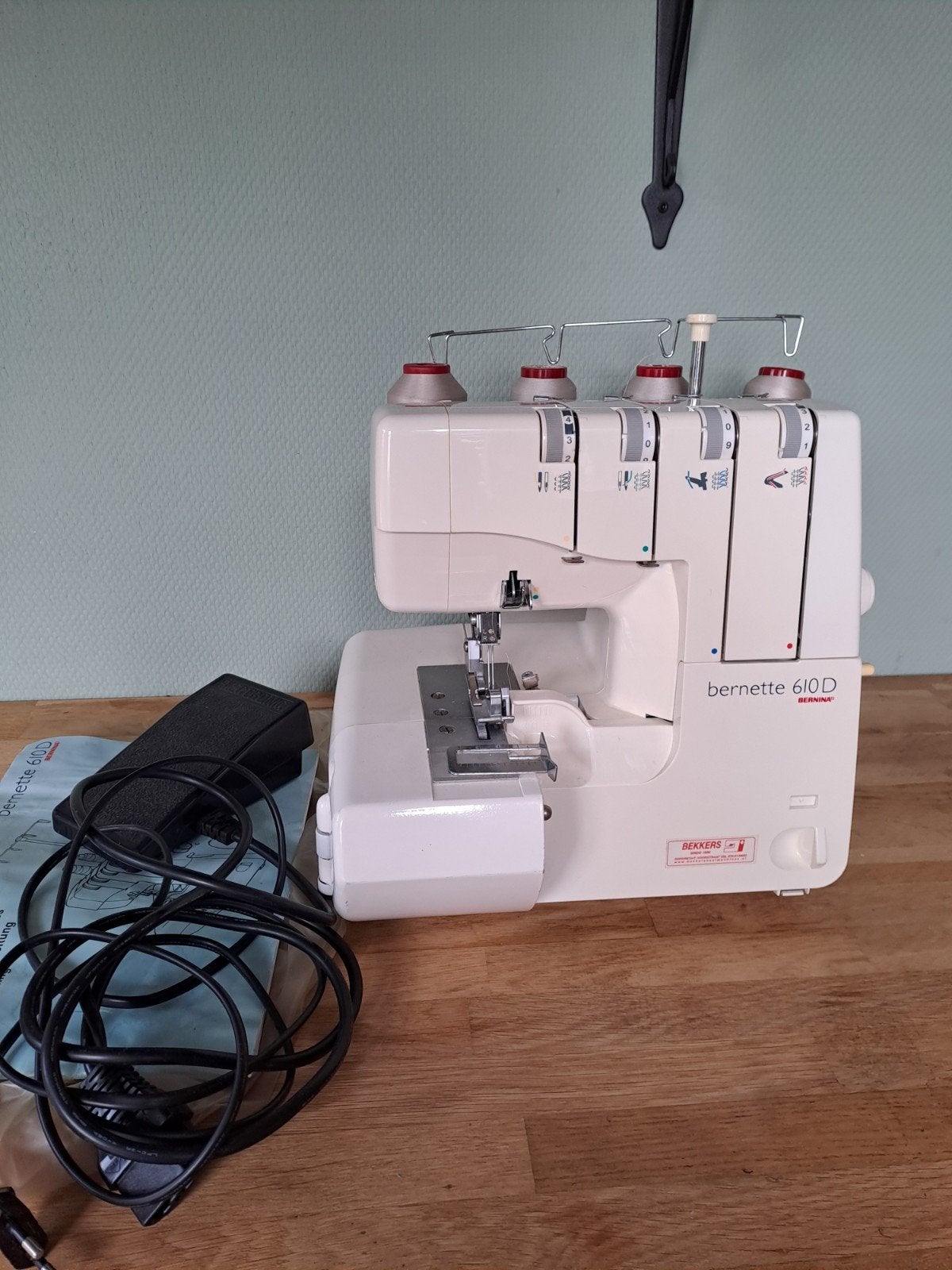 lockmachine bernina, Ophalen, Lockmachine, Bernina