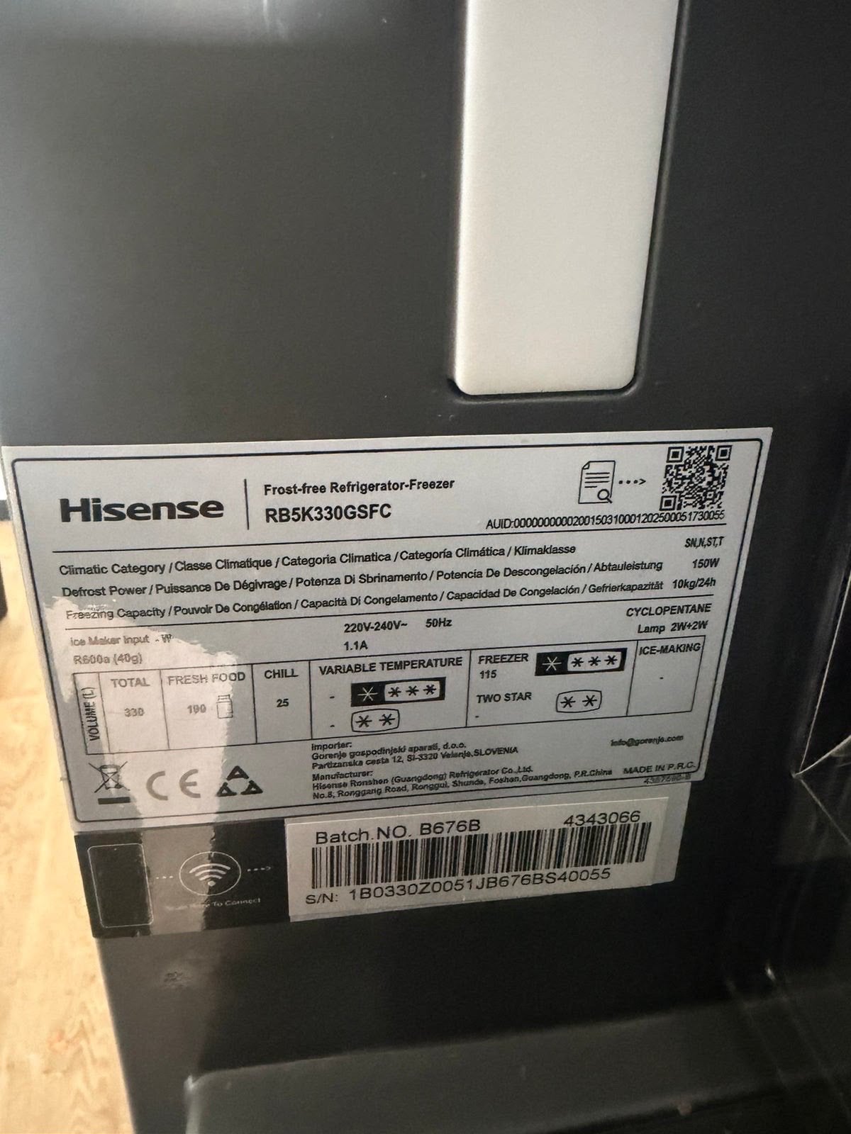 Hisense RB5K330GSFC Koel-vriescombinatie - 7 maanden oud, 200 liter of meer, 60 cm of meer, Met aparte vriezer, Zo goed als nieuw
