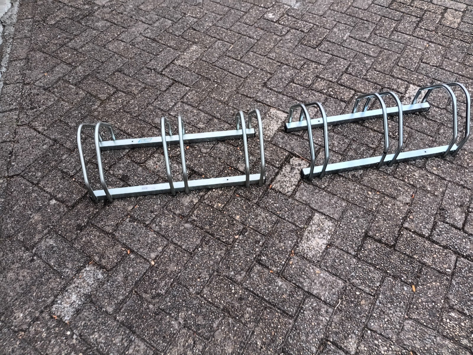 2x Fietsenrek voor 3 fietsen - Gegalvaniseerd staal, Ophalen of Verzenden