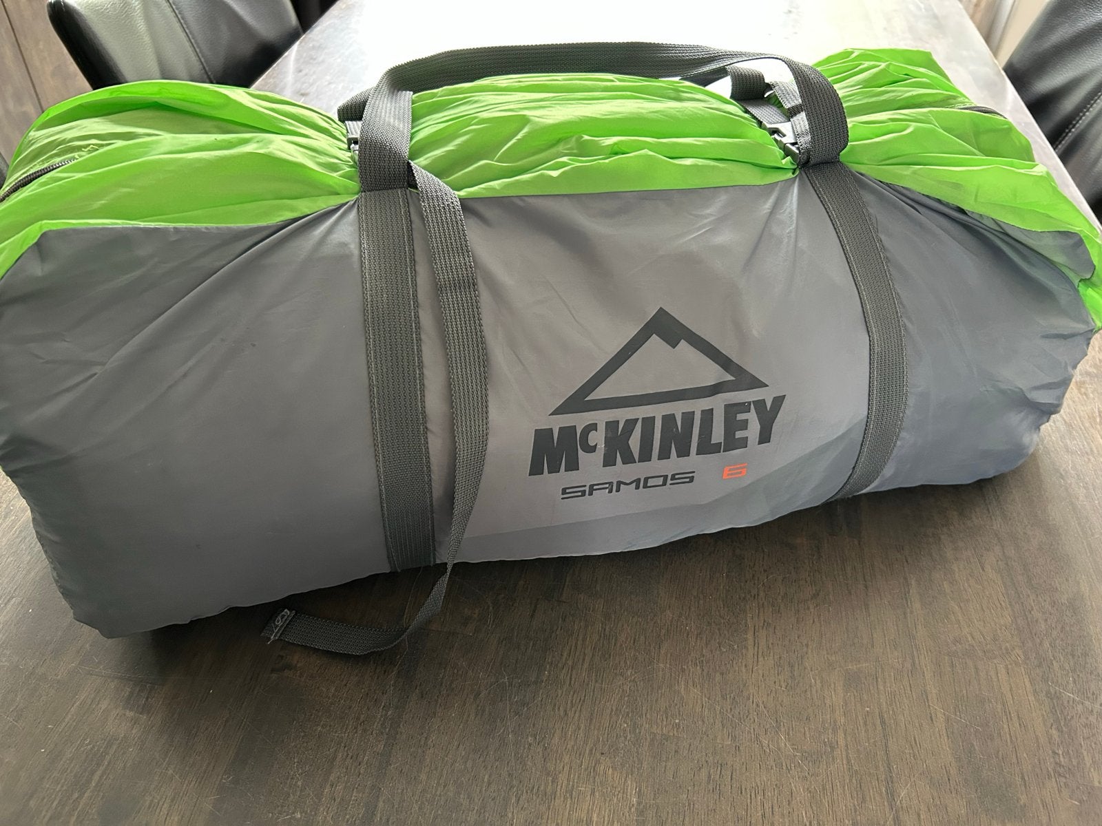 McKinley Samos 6 persoons tent - Zo goed als nieuw, Ophalen, Zo goed als nieuw, Tot en met 6