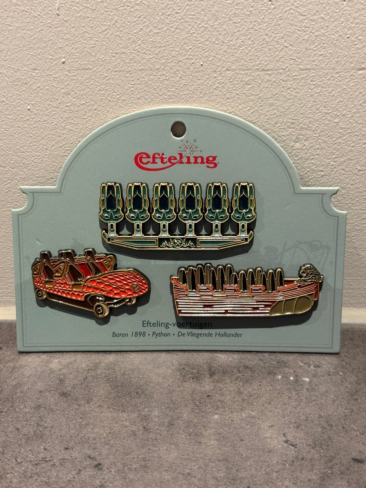 Efteling voertuigen pin set, Ophalen of Verzenden, Nieuw, Button of Speldje