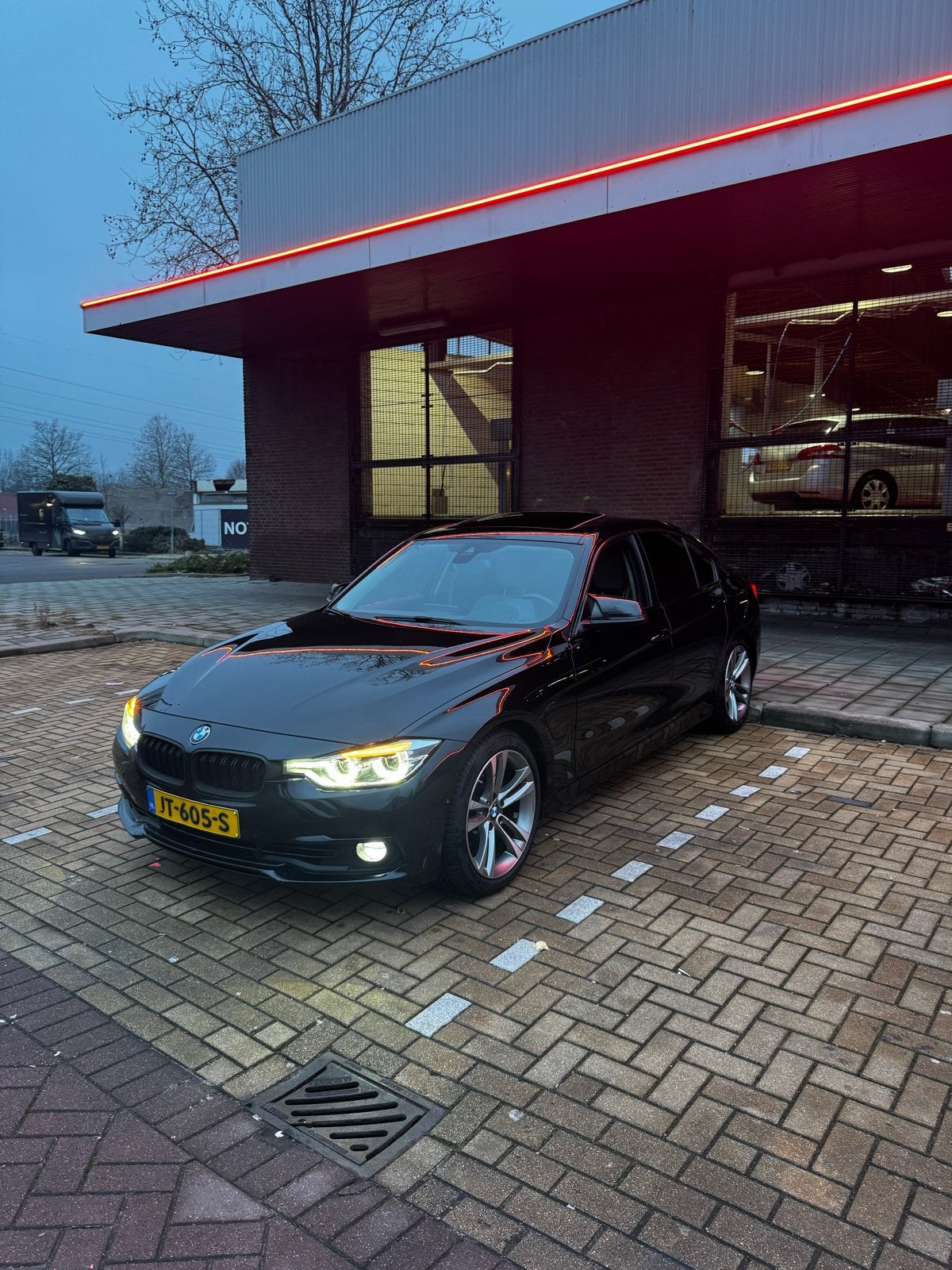 BMW 3-Serie 330e Iperformance 400pk Aut 2016 Zwart, Automaat, 1998 cc, Achterwielaandrijving, Zwart