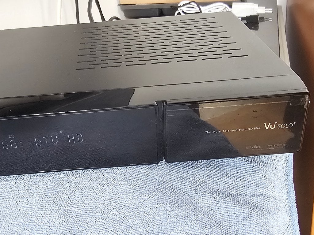 Vu+ solo2 hd satelliet ontvanger, Ophalen of Verzenden, Zo goed als nieuw, Decoder