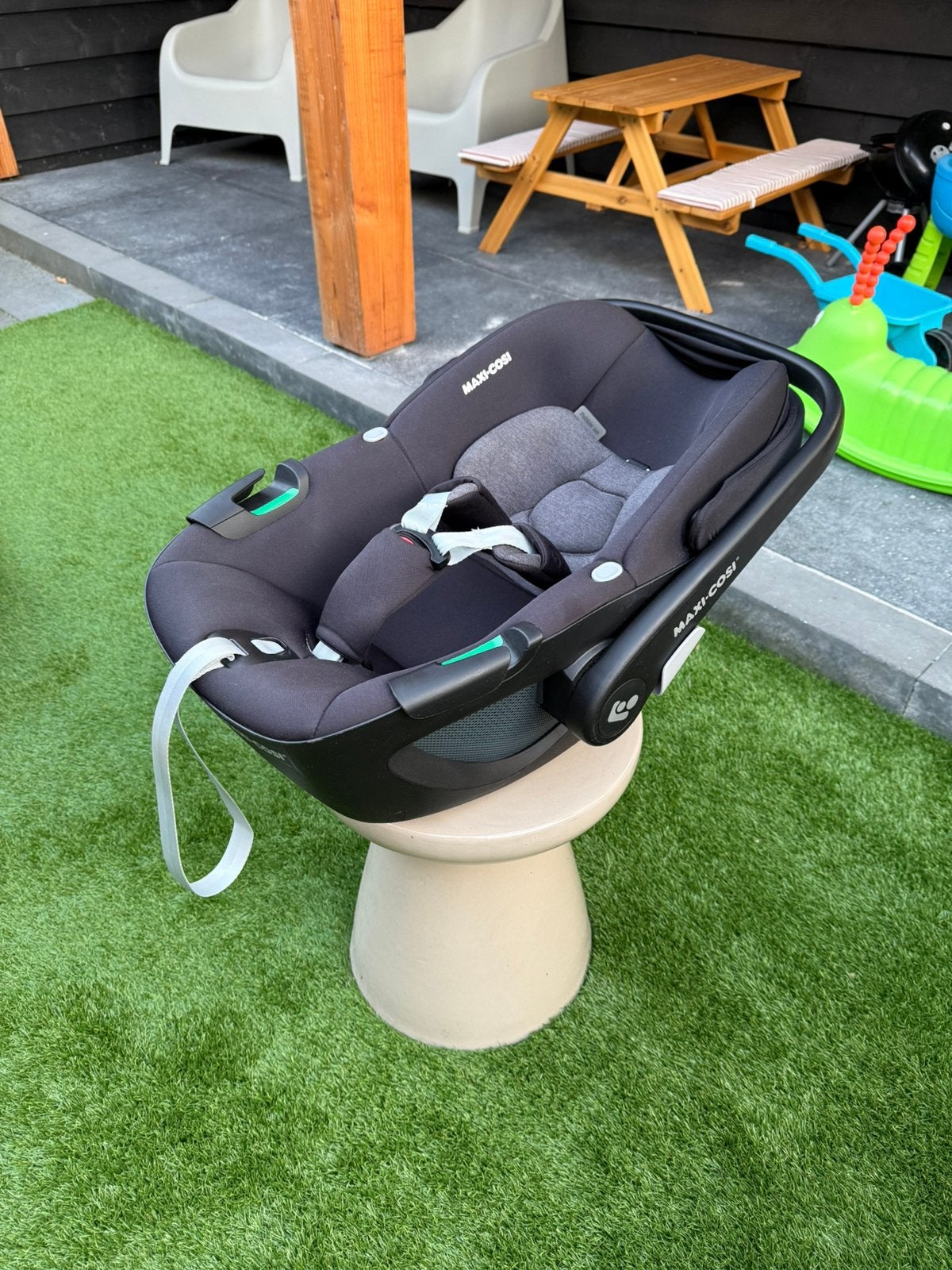 Maxi-Cosi Pebble 360 i-Size Autostoeltje zwart (Nieuwstaat), Ophalen of Verzenden, Zo goed als nieuw, Isofix, 0 t/m 13 kg