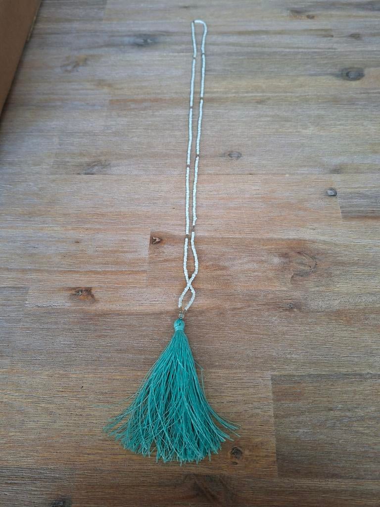 Ketting met pluim turquoise, Blauw, Ophalen of Verzenden, Zo goed als nieuw, Overige materialen