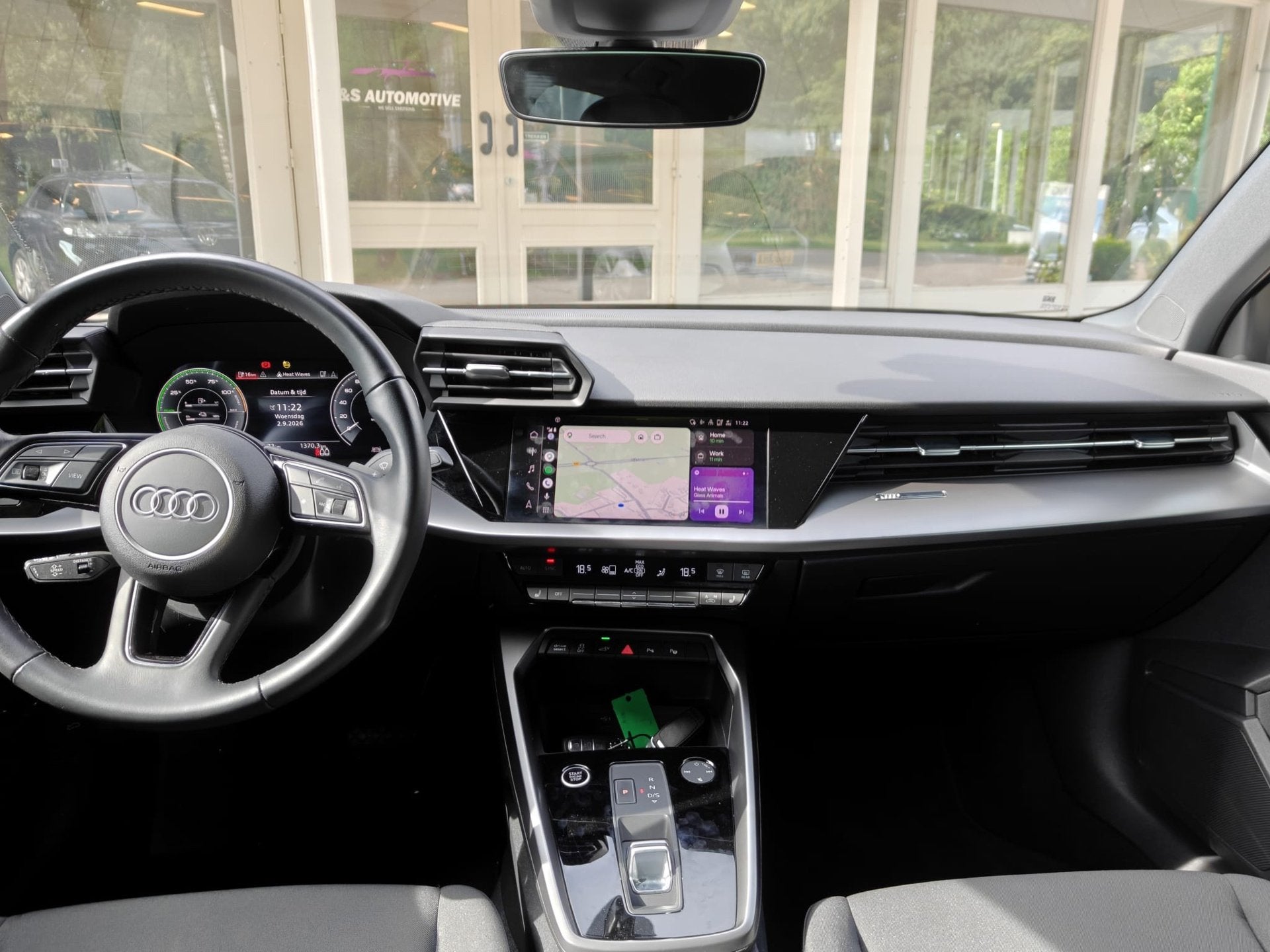 Foto 11 van Audi A3 Sportback 40 TFSI e Advanced edition KEYLESS/STOELVE
