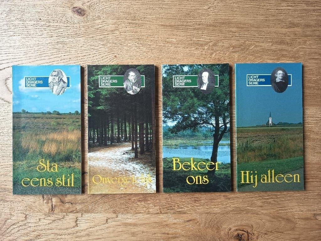 Lichtdragers - o.a. Coenraad Mel en Alexander Comrie, Ophalen of Verzenden, Nieuw, Christendom | Protestants