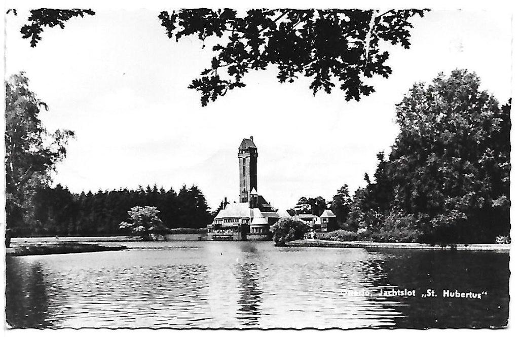 Otterlo Jachtslot St Hubertus Ansichtkaart  uit 1961 (A225), Ophalen of Verzenden, 1940 tot 1960, Gelopen