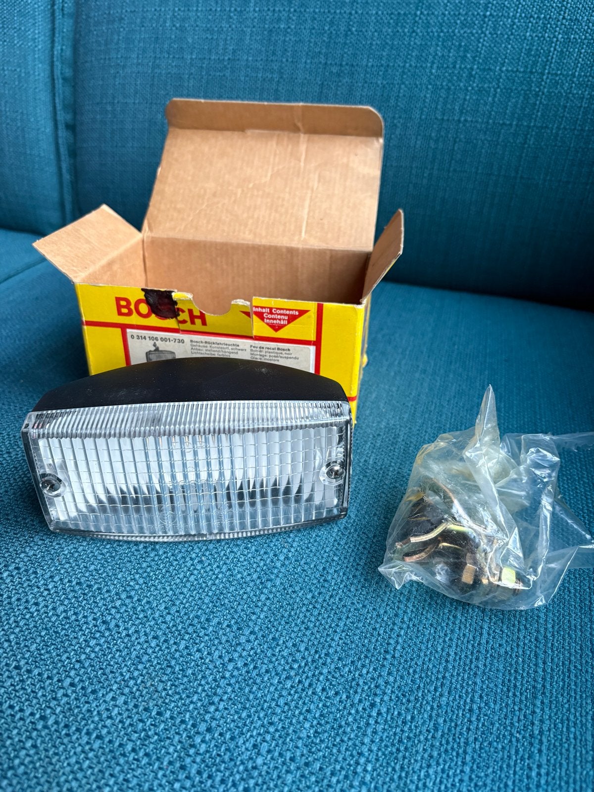 Nieuwe Bosch Achteruitrijlamp oldtimer met bevestiging, Ophalen of Verzenden, Nieuw, Skoda