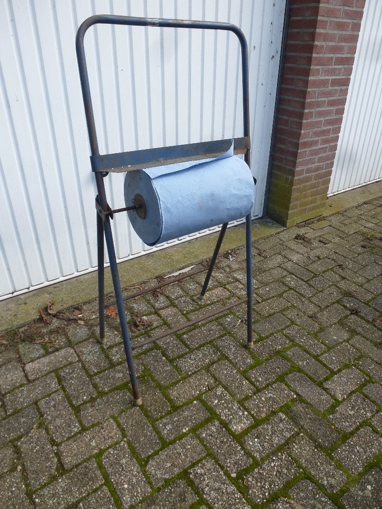 papierrol houder voor schuur - garage of werkplaats, Ophalen, Gebruikt, Inklapbaar