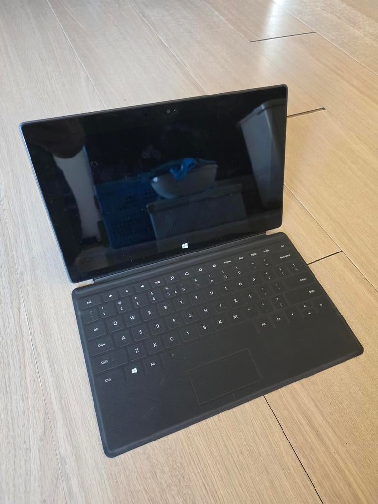 Microsoft Surface RT 32GB - Werking onbekend, Computers en Software, Windows Tablets, 10 inch, Usb-aansluiting, 32 GB, Ophalen of Verzenden