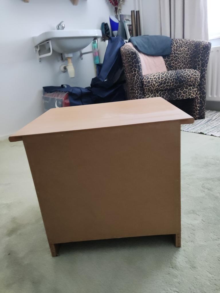 Nachtkastje, Huis en Inrichting, Ophalen, Hout, 45 tot 65 cm, Minder dan 55 cm