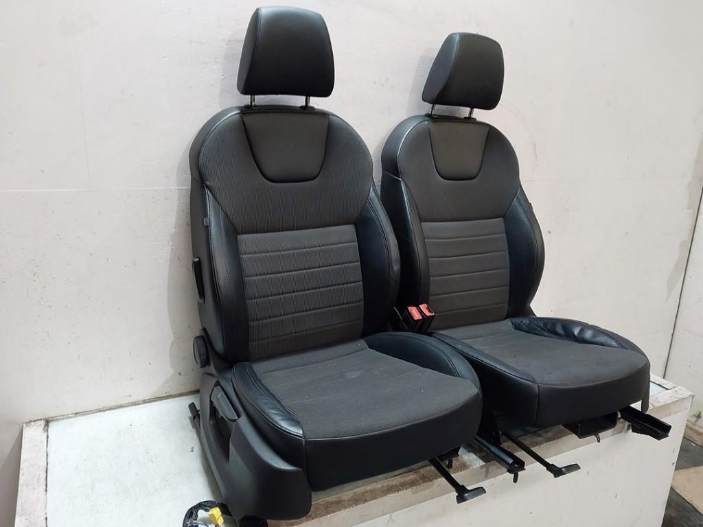 Interieur Skoda Octavia Combi (5EAC) 2016 5Q4881105A, Auto-onderdelen, Info@skoda-auto.de, Skoda, Škoda Auto Deutschland GmbH