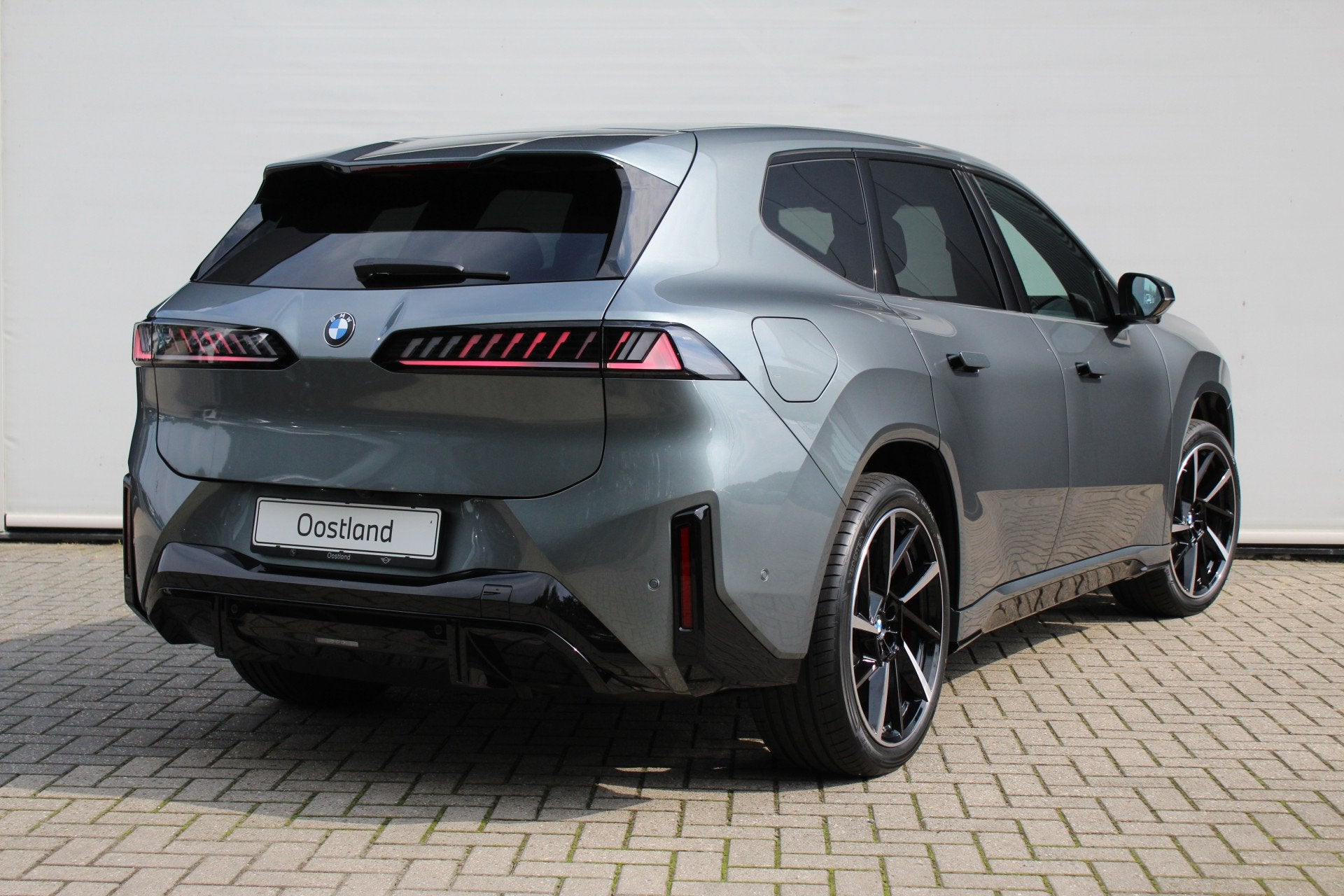 BMW iX3 40 eDrive M Sport / Panoramadak / Multifunctionele S, Auto's, Automaat, Dealer onderhouden, Achterwielaandrijving, Zwart