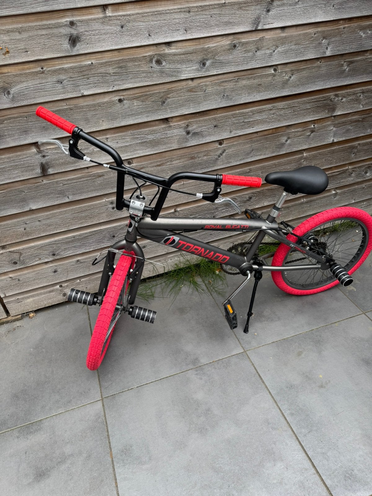 BMX Royal Buggati Tornado Crossfiets Grijs/Rood 20”, Ophalen, Aluminium, Voetsteunen, 16 tot 20 inch