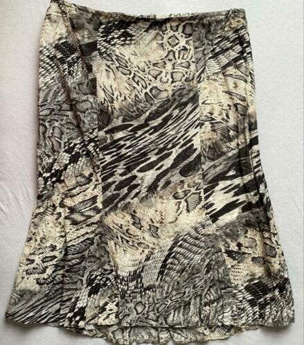 Blacky Dress rok maat L [DM]