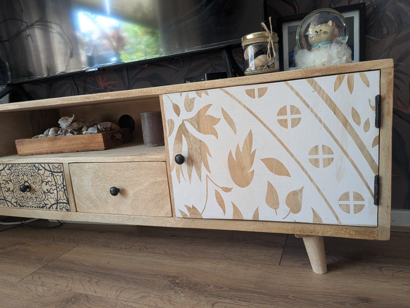 TV-meubel van mangohout met uniek patroon, Ophalen, 100 tot 150 cm, Boho, Modern, Hout, Zo goed als nieuw