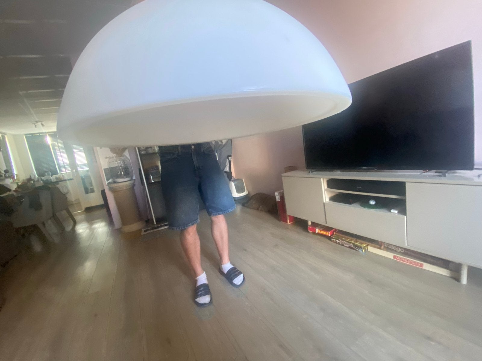 Grote witte koepel hanglamp - Modern design, Huis en Inrichting, Lampen | Hanglampen, Ophalen, Gebruikt, Kunststof, Minder dan 50 cm
