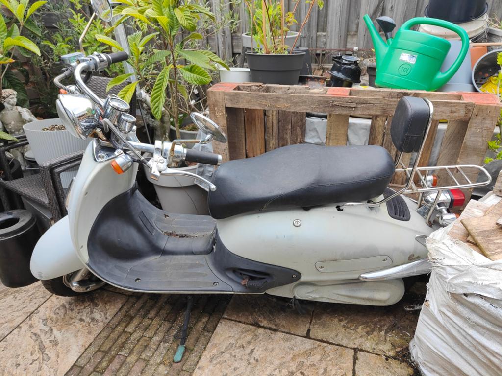 Eberetti electrische scooter, Fietsen en Brommers, Snorfietsen en Snorscooters, Ophalen, Gebruikt, Elektrisch, Overige merken