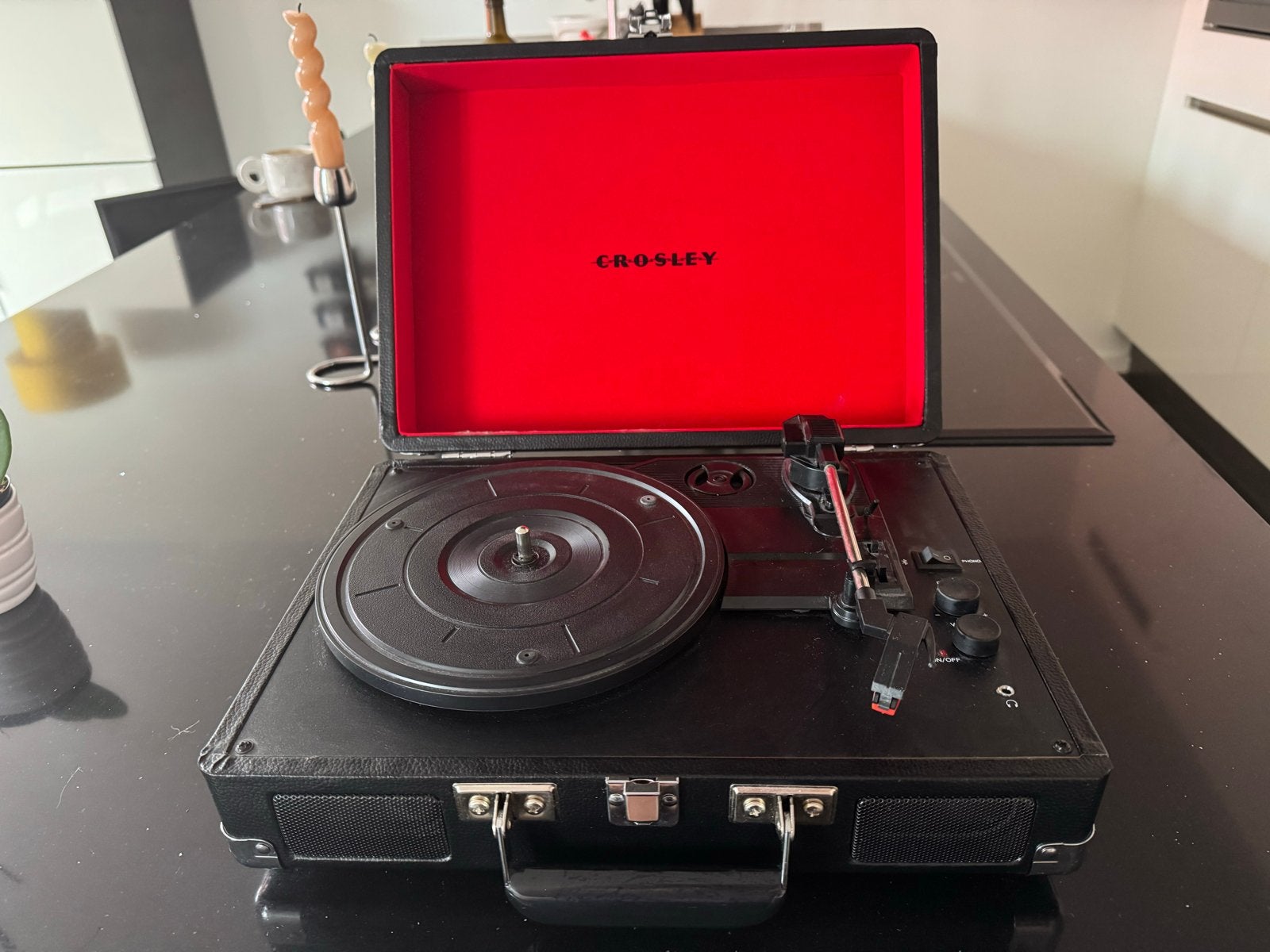 Crosley Platenspeler CR8005D-BK4 - Draagbaar en Stijlvol, Ophalen, Zo goed als nieuw, Platenspeler, Overige merken