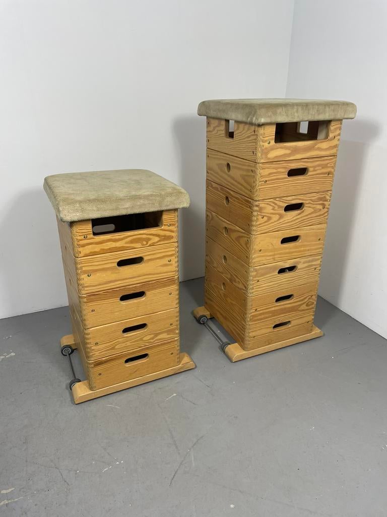2x Vintage springkast gymkast, Ophalen, Gebruikt, 50 tot 100 cm, X