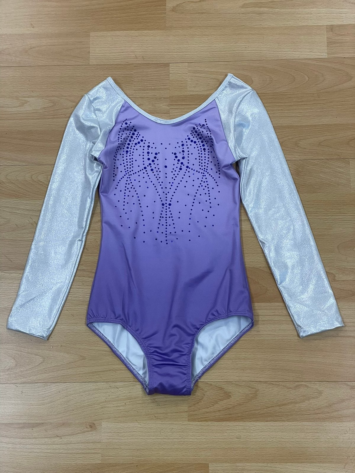 Nieuw lila/wit turnpak - maat 176/182, Sport en Fitness, Turnen, Paars, Nieuw, Ophalen of Verzenden, Turnpak(je)