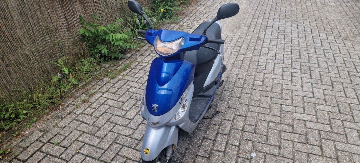 Scooter Peugeot viva blauw kenteken, Ophalen, Zo goed als nieuw, Benzine, Peugeot